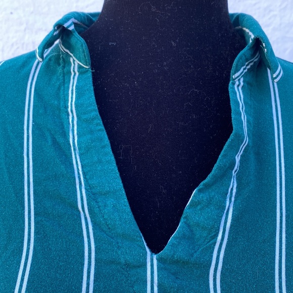 H&M Divided Striped V-neck Blouse Top - Picture 5 of 10